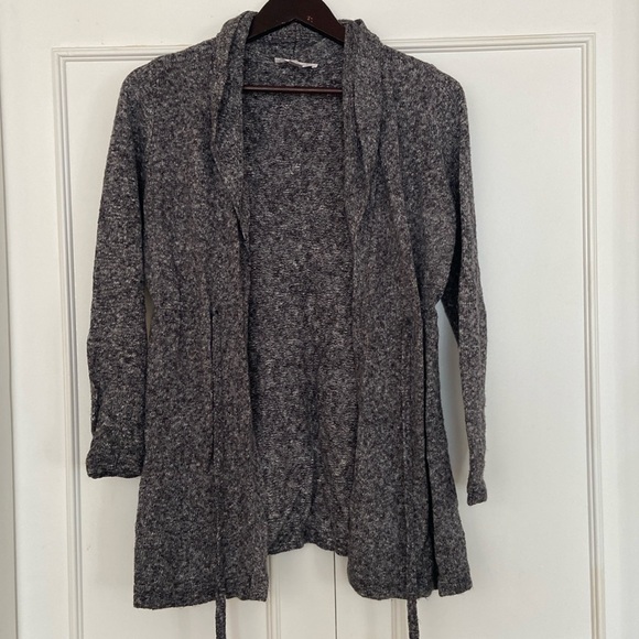 Wrap sweater cardigan. Maternity - Picture 1 of 2